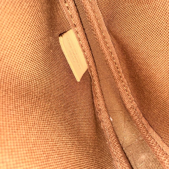 Louis Vuitton multi pochette. Monogram with pink strap - Picture 11 of 15